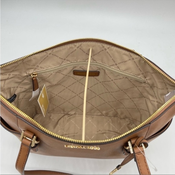 Michael Kors Large Charlotte Tote Bag Luggage - Picture 7 of 8